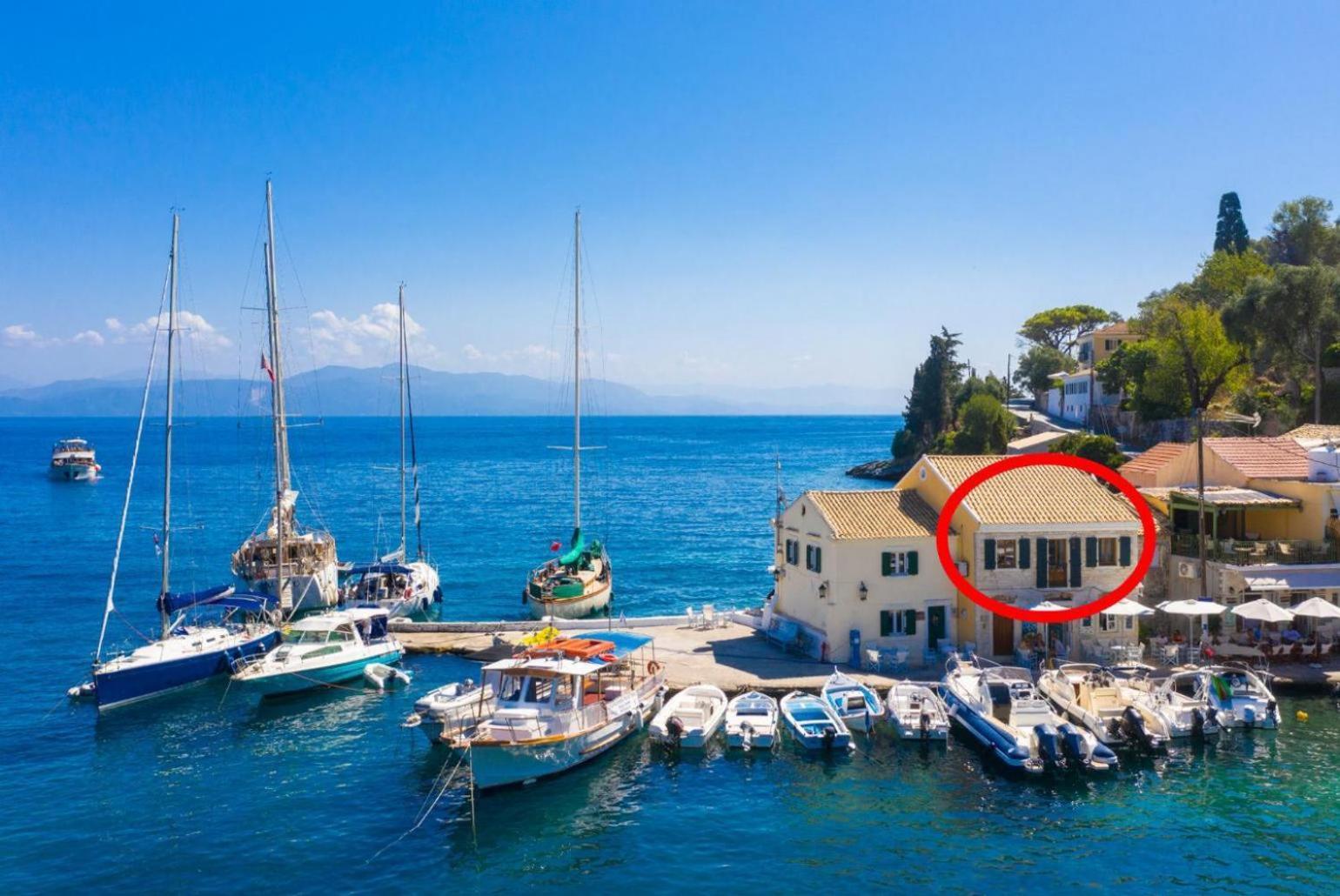 Spiros Jetty House Lägenhet Longós Exteriör bild
